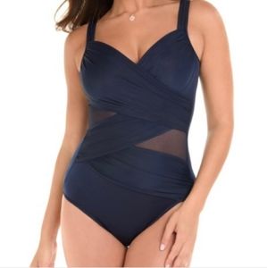 Miraclesuit Madero One Piece Swimsuit Firm Control Size 16 DD Cup Midnight Blue